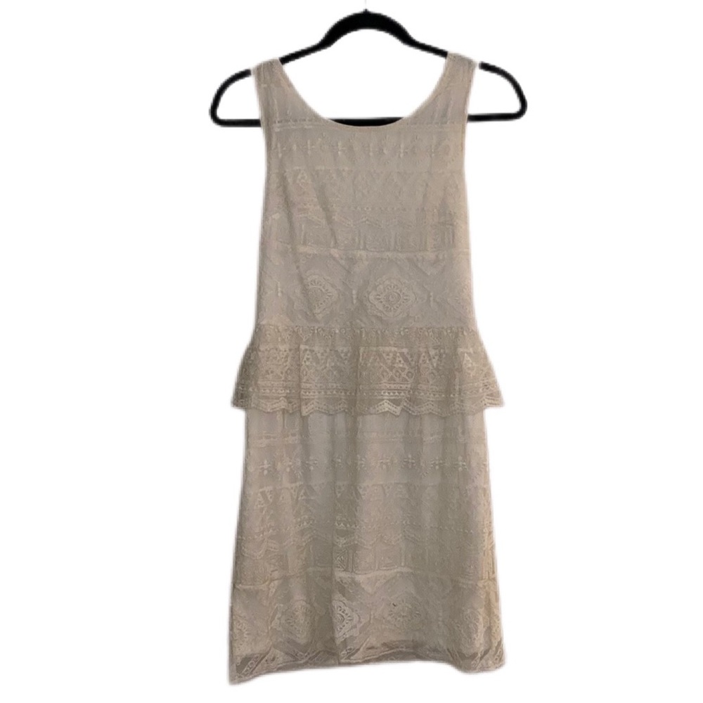 American Eagle size 6 white Peplum Lace Dress